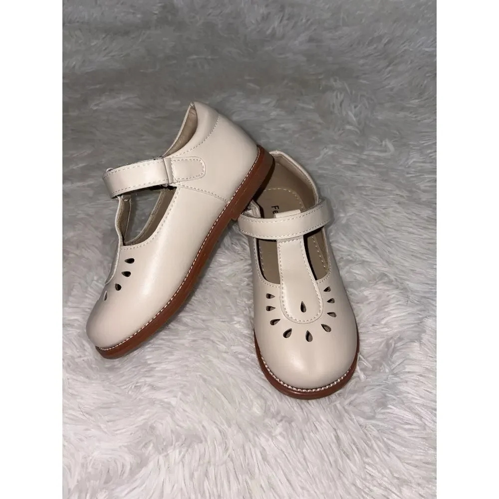 Felix & Flora Toddler Girl 9 Ivory Classic Buckle Shoes. Exc. Condition, Ador